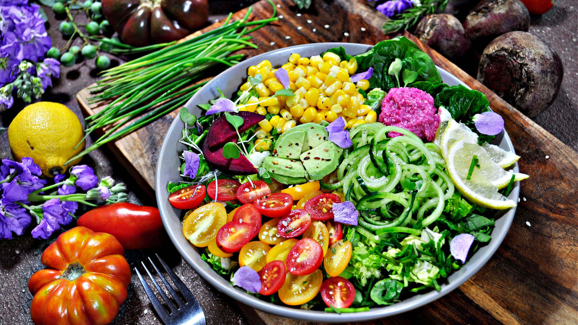 Edible Landscaping: How to Grow Food and Beauty in Your Yard - TN Nursery