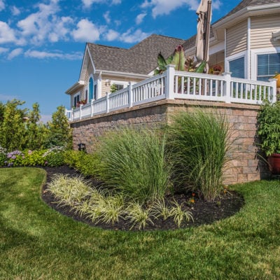 Baileys Lawn and Landscape